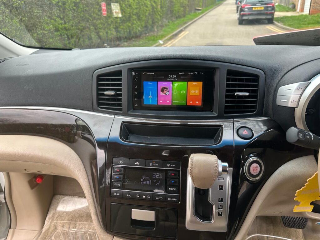 NISSAN ELGRAND 2012