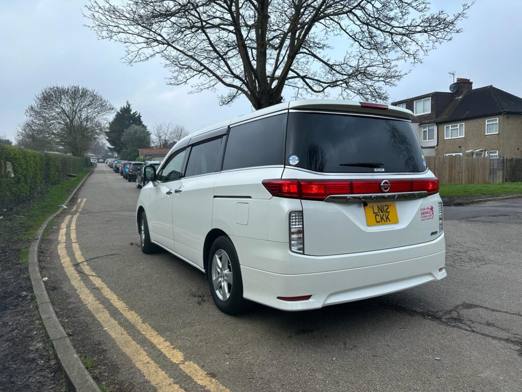 NISSAN ELGRAND 2012