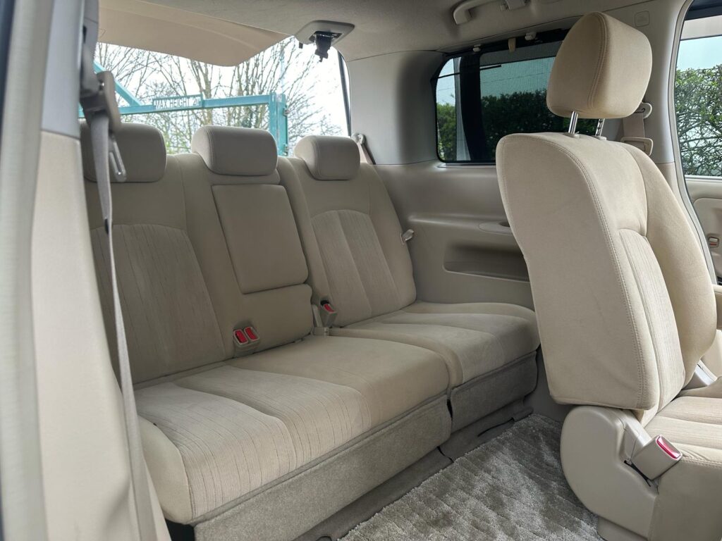 NISSAN ELGRAND 2012